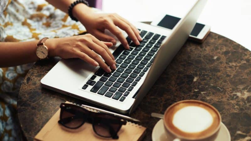 Does guest blogging still work for SEO? Pros, cons and best practices by Adsy