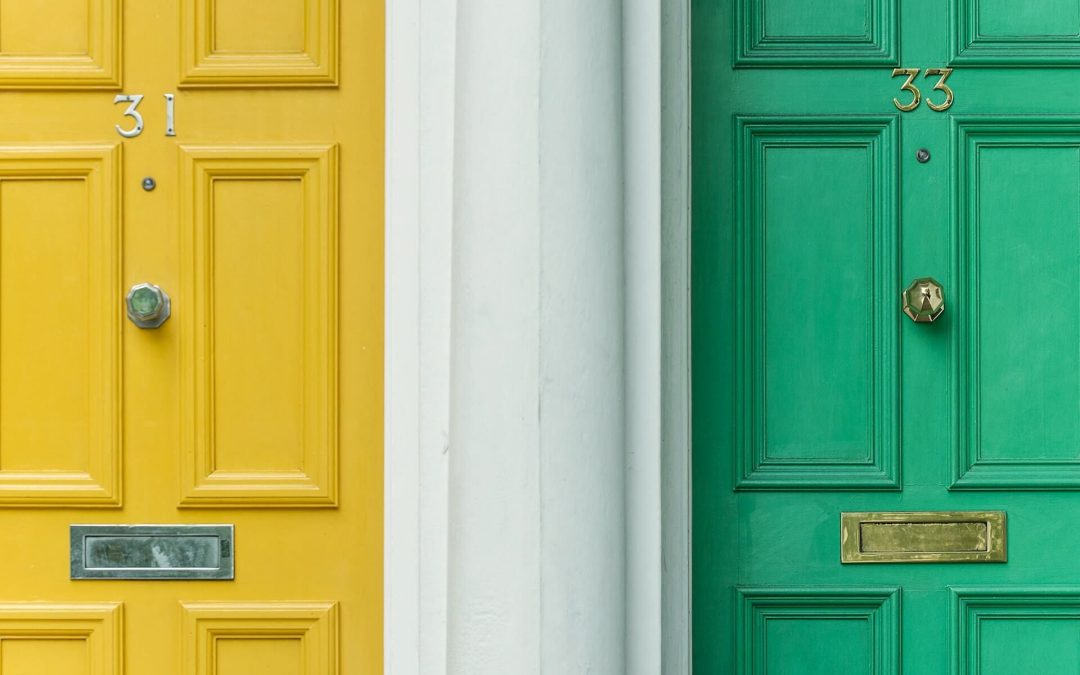 How to Use DMs for Networking (+ Real-life Examples from 7 Writers)