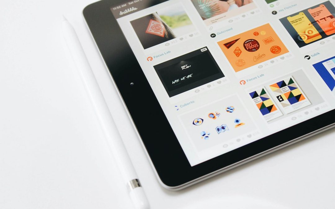 5 Graphic Design Trends to Improve Your Social Media Branding in 2024